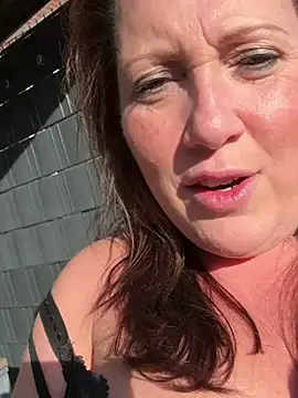 Snapshot of xsexycurvymilf chatting on March 7, 2025, 3:18 pm xsexycurvymilf online show from March 7, 2025, 3:18 pm