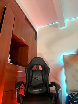 Snapshot of ivannapretyts chatting on November 12, 2025, 4:33 pm ivannapretyts online show from November 12, 2025, 4:33 pm