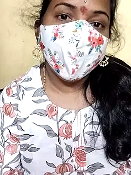 Snapshot of Susma-Telugu chatting on February 26, 2025, 7:42 pm Susma-Telugu online show from February 26, 2025, 7:42 pm