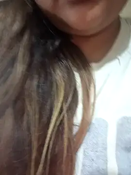  Redwine  online show from February 9, 2025, 6:47 pm