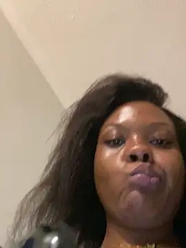 Snapshot of Dellah26 chatting on February 26, 2026, 5:29 am Dellah26 online show from February 26, 2026, 5:29 am