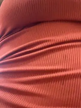 Snapshot of Dellah26 chatting on December 17, 2025, 9:36 am Dellah26 online show from December 17, 2025, 9:36 am