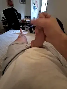 Snapshot of MarkBigDick35 chatting on December 18, 2025, 2:21 pm MarkBigDick35 online show from December 18, 2025, 2:21 pm