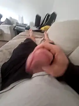 Snapshot of MarkBigDick35 chatting on October 18, 2025, 2:41 pm MarkBigDick35 online show from October 18, 2025, 2:41 pm