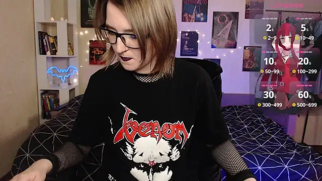 Viper kiss online show from October 2, 2025, 11:57 am