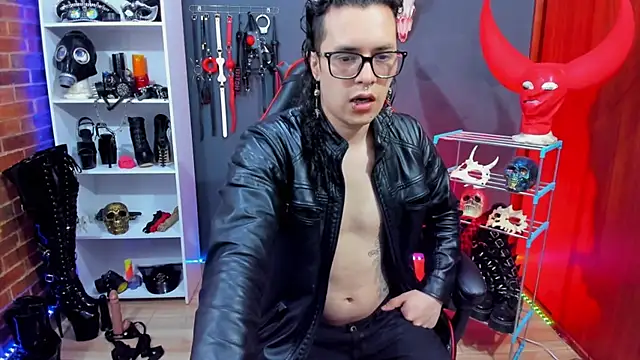 daven56 online show from April 15, 2026, 1:37 pm