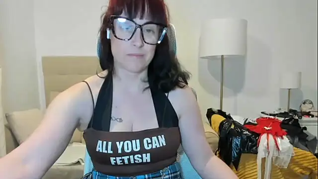 Snapshot of emmita69_ chatting on February 20, 2026, 6:32 pm emmita69 online show from February 20, 2026, 6:32 pm