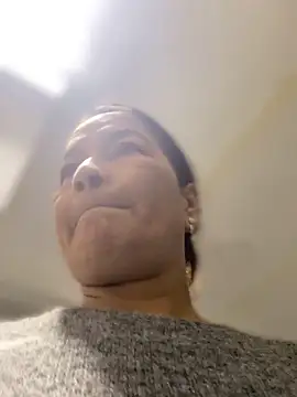 Snapshot of Jlo_69 chatting on June 5, 2026, 3:11 am Jlo 69 online show from June 5, 2026, 3:11 am