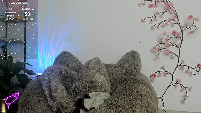 sami monroe online show from May 11, 2026, 2:56 pm