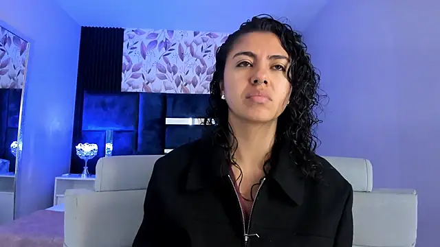 Amareto  online show from May 28, 2026, 11:16 am