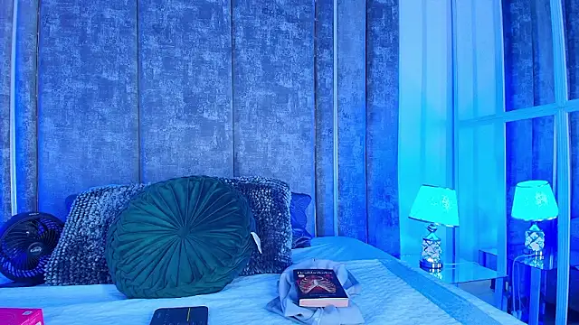 Amareto  online show from March 26, 2026, 11:08 am