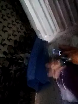 Snapshot of Moreno1813 chatting on March 21, 2025, 11:44 am Moreno1813 online show from March 21, 2025, 11:44 am