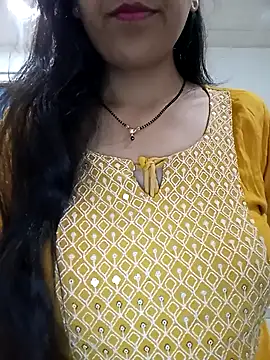 Hot-Shivani online show from February 4, 2025, 4:37 am