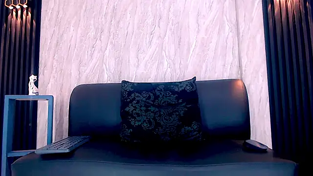 ricky vill  online show from October 11, 2025, 4:24 am