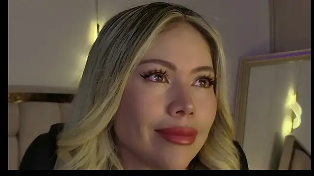 Ammy Castro online show from July 6, 2026, 10:01 pm