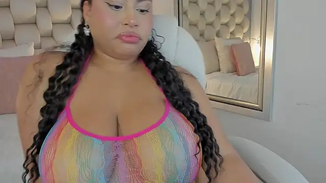 Snapshot of Helleamazing chatting on March 19, 2025, 4:36 am Helleamazing online show from March 19, 2025, 4:36 am