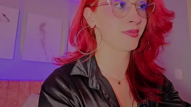 Snapshot of Juliana_Saenzz chatting on November 25, 2025, 4:02 am Juliana Saenzz online show from November 25, 2025, 4:02 am