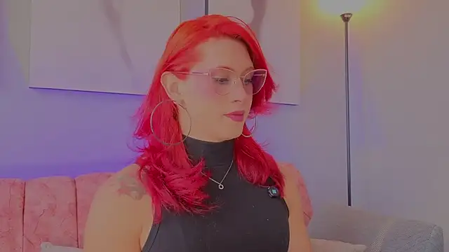 Snapshot of Juliana_Saenzz chatting on November 20, 2025, 3:56 pm Juliana Saenzz online show from November 20, 2025, 3:56 pm