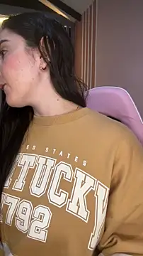 Victoria-And1 online show from October 30, 2025, 1:48 am