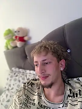 Snapshot of Scott_sex7 chatting on February 15, 2026, 7:13 pm Scott sex7 online show from February 15, 2026, 7:13 pm