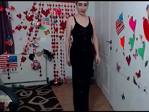 EvelynAngell online show from February 5, 2025, 7:18 am