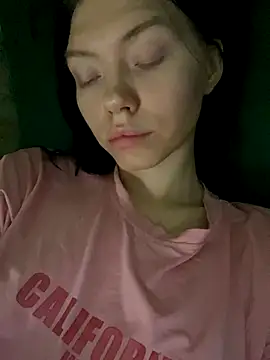 Lisaaa Alisa online show from December 2, 2025, 8:54 pm