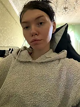 Lisaaa Alisa online show from November 6, 2025, 4:27 am