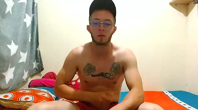 king-Randal online show from March 15, 2025, 4:02 am