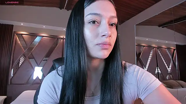 Snapshot of carina_rossi chatting on November 24, 2025, 12:38 pm carina rossi online show from November 24, 2025, 12:38 pm