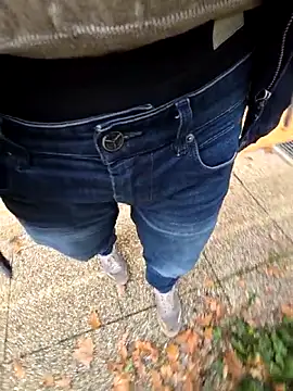 Snapshot of Lorent6969 chatting on December 14, 2025, 9:15 am Lorent6969 online show from December 14, 2025, 9:15 am