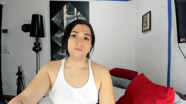 Snapshot of SARAMISHA chatting on April 21, 2026, 12:34 am SARAMISHA online show from April 21, 2026, 12:34 am