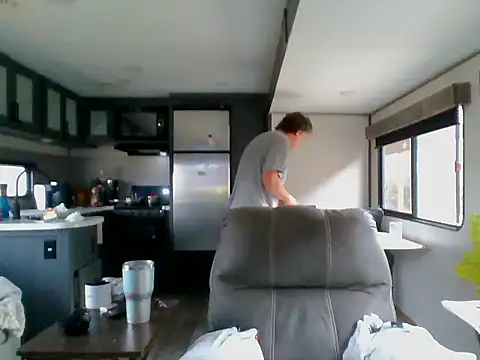 lateniter online show from January 10, 2026, 2:12 pm