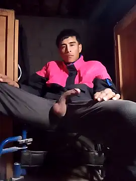 Snapshot of jordirey chatting on January 17, 2025, 11:38 am jordirey online show from January 17, 2025, 11:38 am