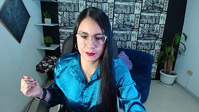 Snapshot of Agata-Moon chatting on November 23, 2025, 4:28 pm Agata-Moon online show from November 23, 2025, 4:28 pm