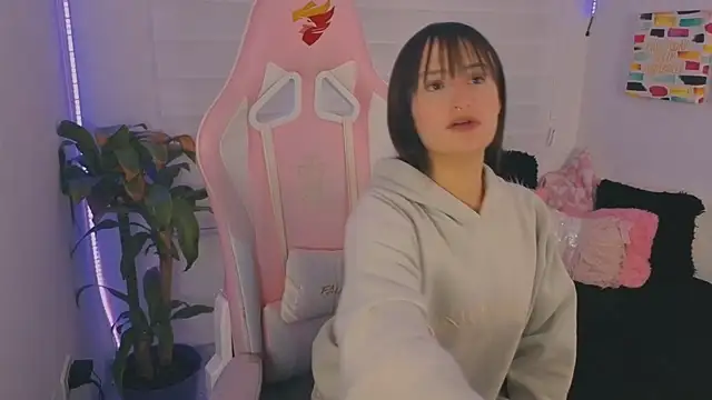 Snapshot of Sara__Ramirez chatting on September 11, 2025, 3:50 am Sara  Ramirez online show from September 11, 2025, 3:50 am