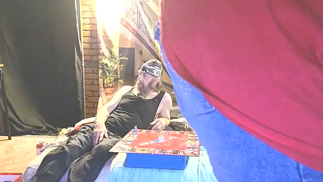 PropertyAndBiker online show from November 17, 2025, 10:25 pm