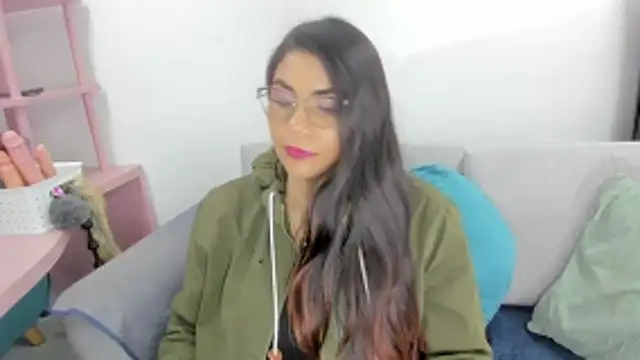 Snapshot of Luna_Dumont chatting on January 18, 2026, 11:02 am Luna Dumont online show from January 18, 2026, 11:02 am