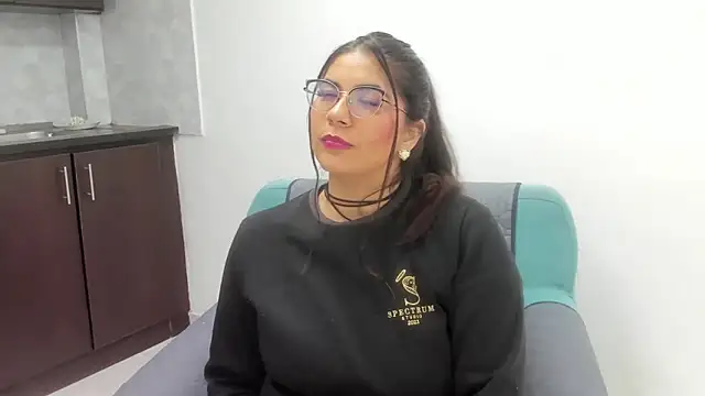 Snapshot of Luna_Dumont chatting on December 20, 2025, 11:13 am Luna Dumont online show from December 20, 2025, 11:13 am