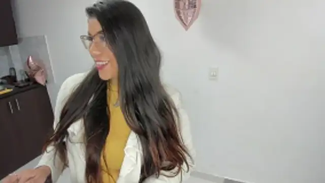 Snapshot of Luna_Dumont chatting on February 8, 2026, 11:52 am Luna Dumont online show from February 8, 2026, 11:52 am