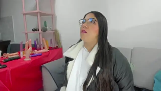 Snapshot of Luna_Dumont chatting on January 19, 2026, 11:14 am Luna Dumont online show from January 19, 2026, 11:14 am