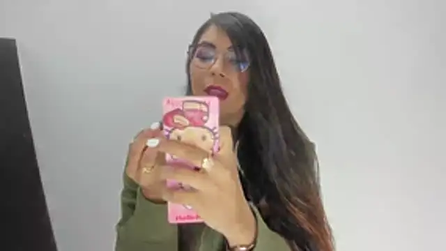 Snapshot of Luna_Dumont chatting on January 17, 2026, 11:14 am Luna Dumont online show from January 17, 2026, 11:14 am