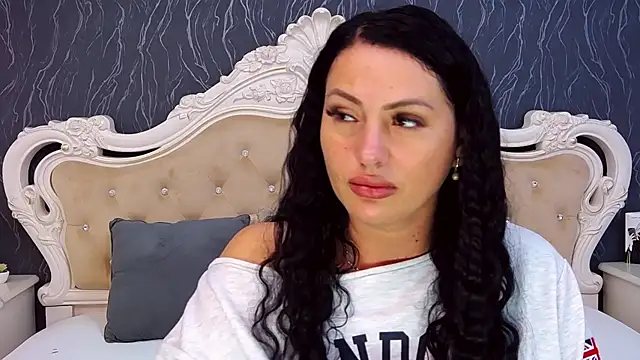 Snapshot of Lauren_Saint chatting on October 3, 2025, 11:34 am Lauren Saint online show from October 3, 2025, 11:34 am