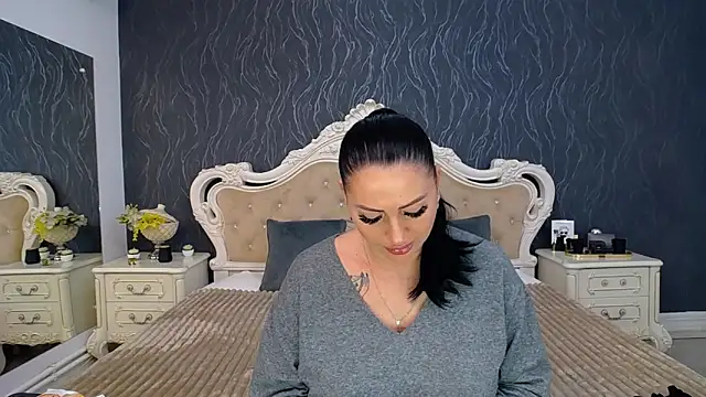 Snapshot of Lauren_Saint chatting on February 13, 2025, 9:09 am Lauren Saint online show from February 13, 2025, 9:09 am