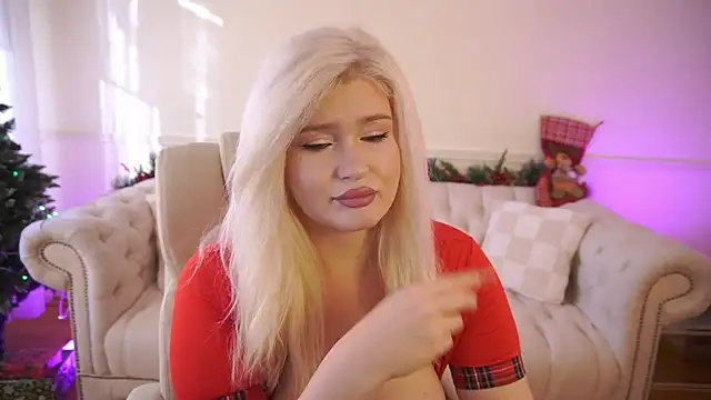 Snapshot of CocoSecretss chatting on January 12, 2026, 7:59 am CocoSecretss online show from January 12, 2026, 7:59 am