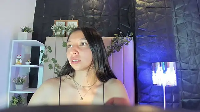 kendall saenz online show from November 3, 2025, 7:28 pm