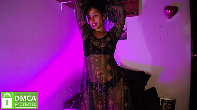 Snapshot of Mr_MrsCurie chatting on January 12, 2025, 2:35 am Mr MrsCurie online show from January 12, 2025, 2:35 am