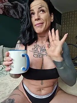 Snapshot of EmilyDiazofficial chatting on December 14, 2025, 11:05 am EmilyDiazofficial online show from December 14, 2025, 11:05 am