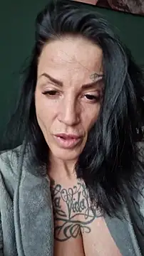 Snapshot of EmilyDiazofficial chatting on November 7, 2025, 10:31 am EmilyDiazofficial online show from November 7, 2025, 10:31 am