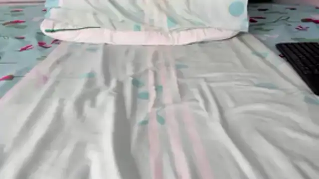 Snapshot of maybelline69 chatting on November 7, 2025, 9:52 pm maybelline69 online show from November 7, 2025, 9:52 pm