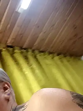 Snapshot of DirtyBIianca chatting on October 26, 2025, 12:00 am DirtyBIianca online show from October 26, 2025, 12:00 am